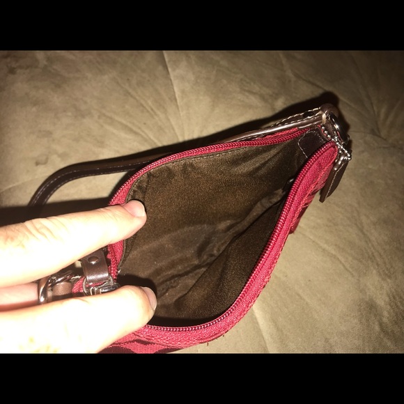 Coach Wristlet Great Condition! - Picture 3 of 3